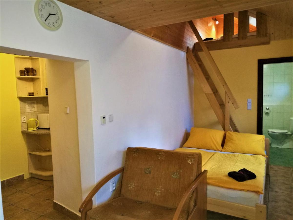 Apartment V Zatisi Dolni Morava